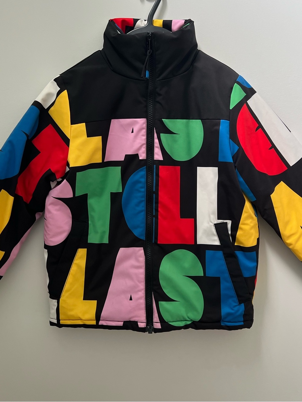 Stella McCartney Kids Black Multicolor Graphic Puffer Jacket